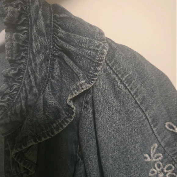 Denim blouse - Picture 6 of 6